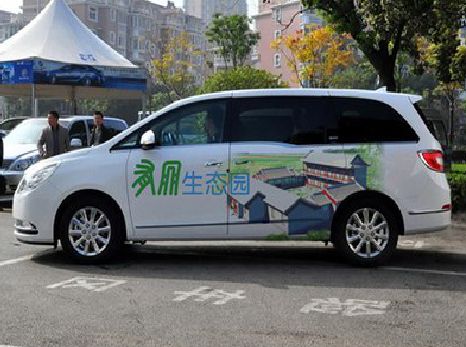 醴陵户外车贴喷绘如何保持效果?